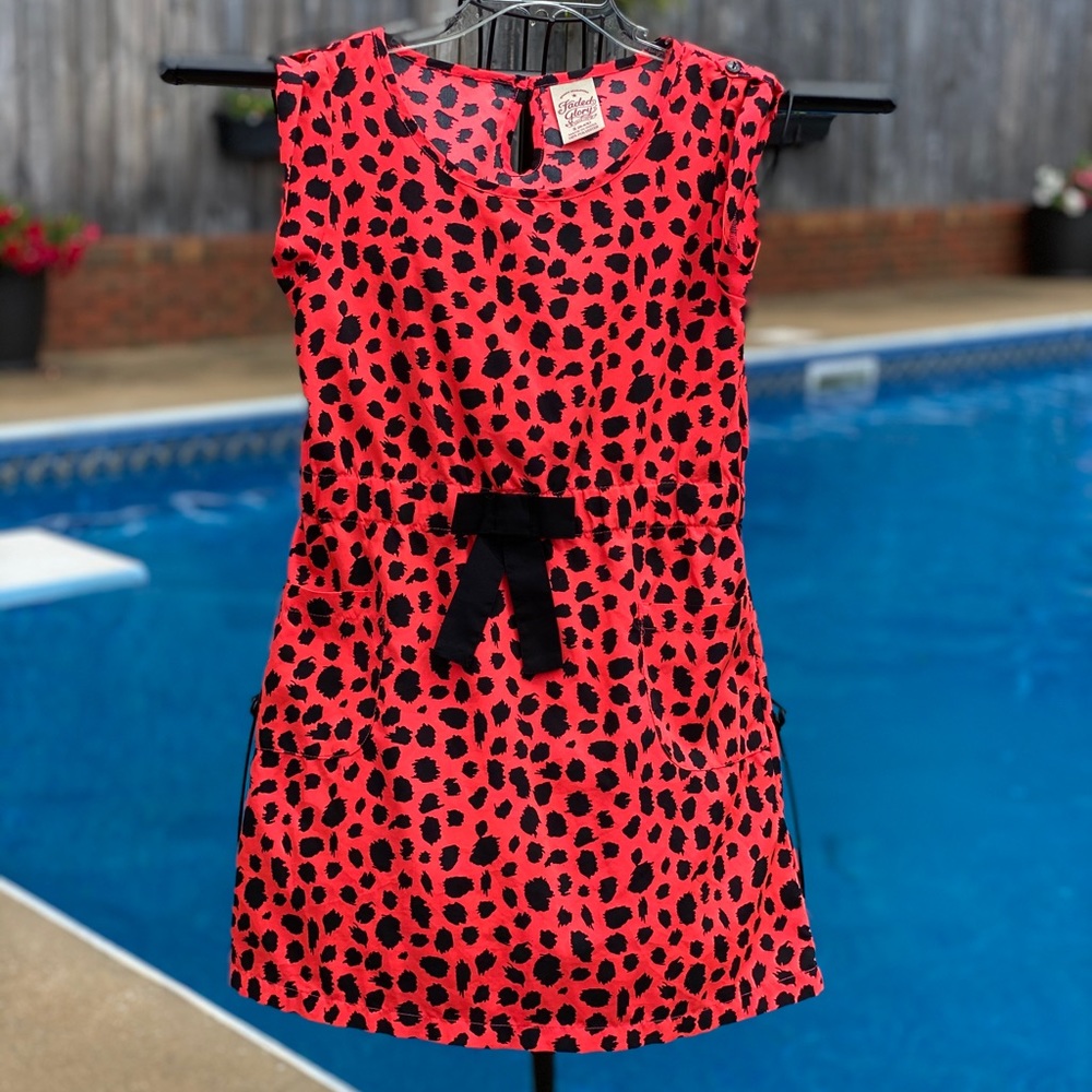 4 for $20 girls dress. Size (S) 6/6X